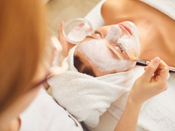 Thải độc da là gì? Các cách giúp hồi sinh năng lượng cho da
