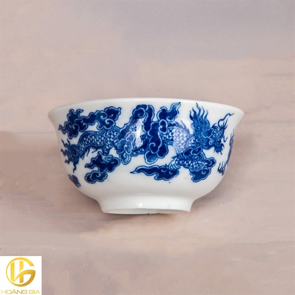 CHÉN THỜ LONG PHỤNG