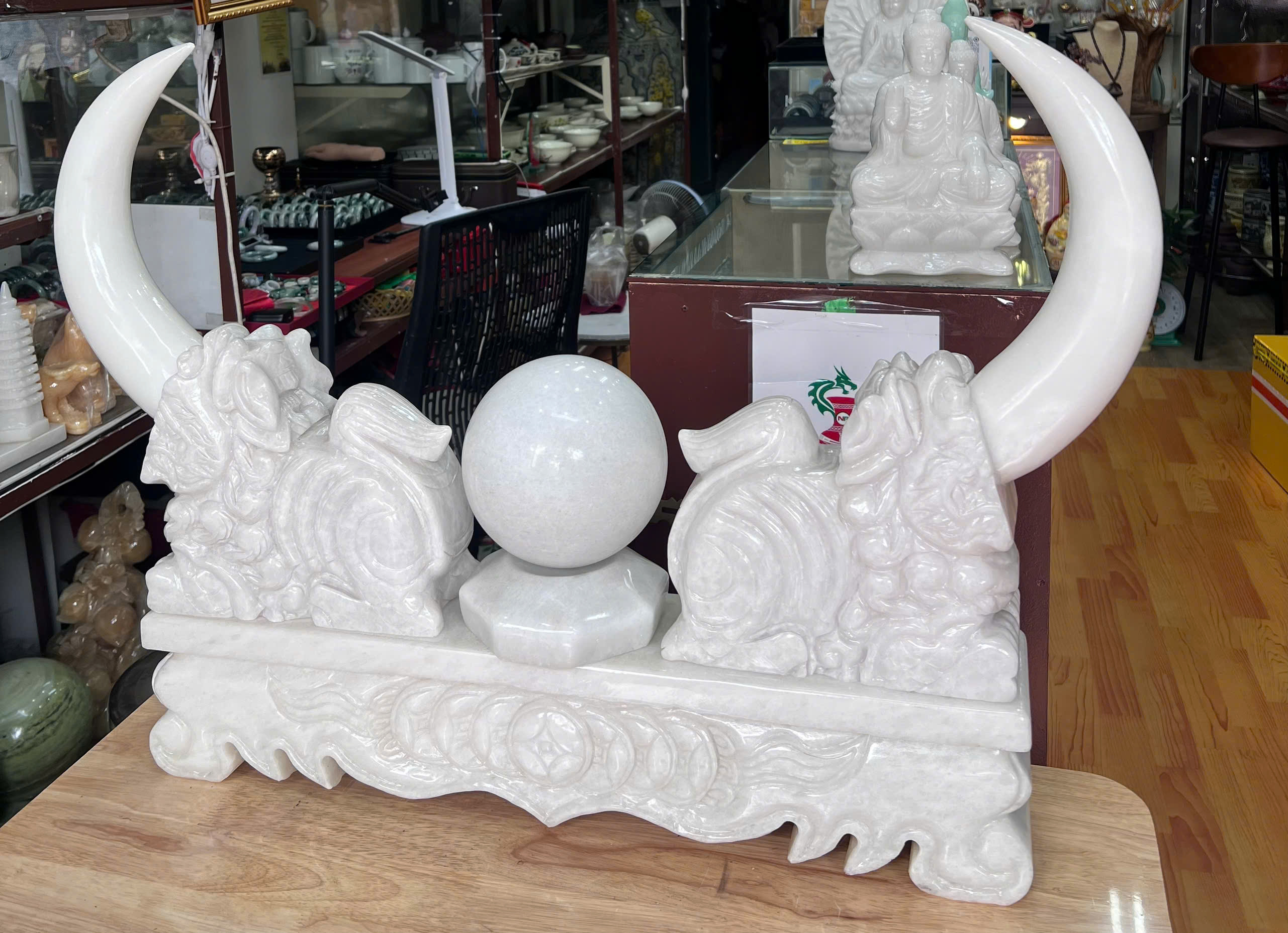 Ngà Ngọc Trấn Trạch
