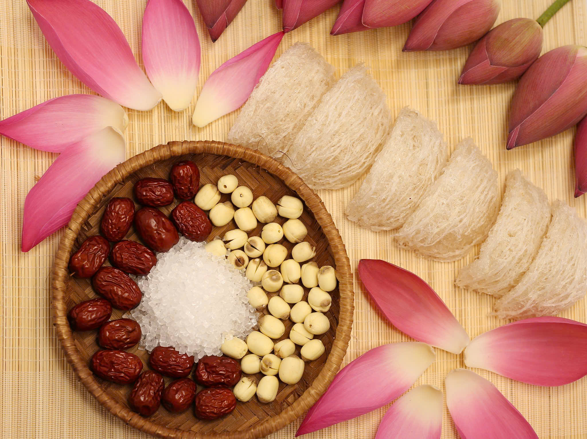 BẠCH YẾN TINH CHÊ SỢI DÀI