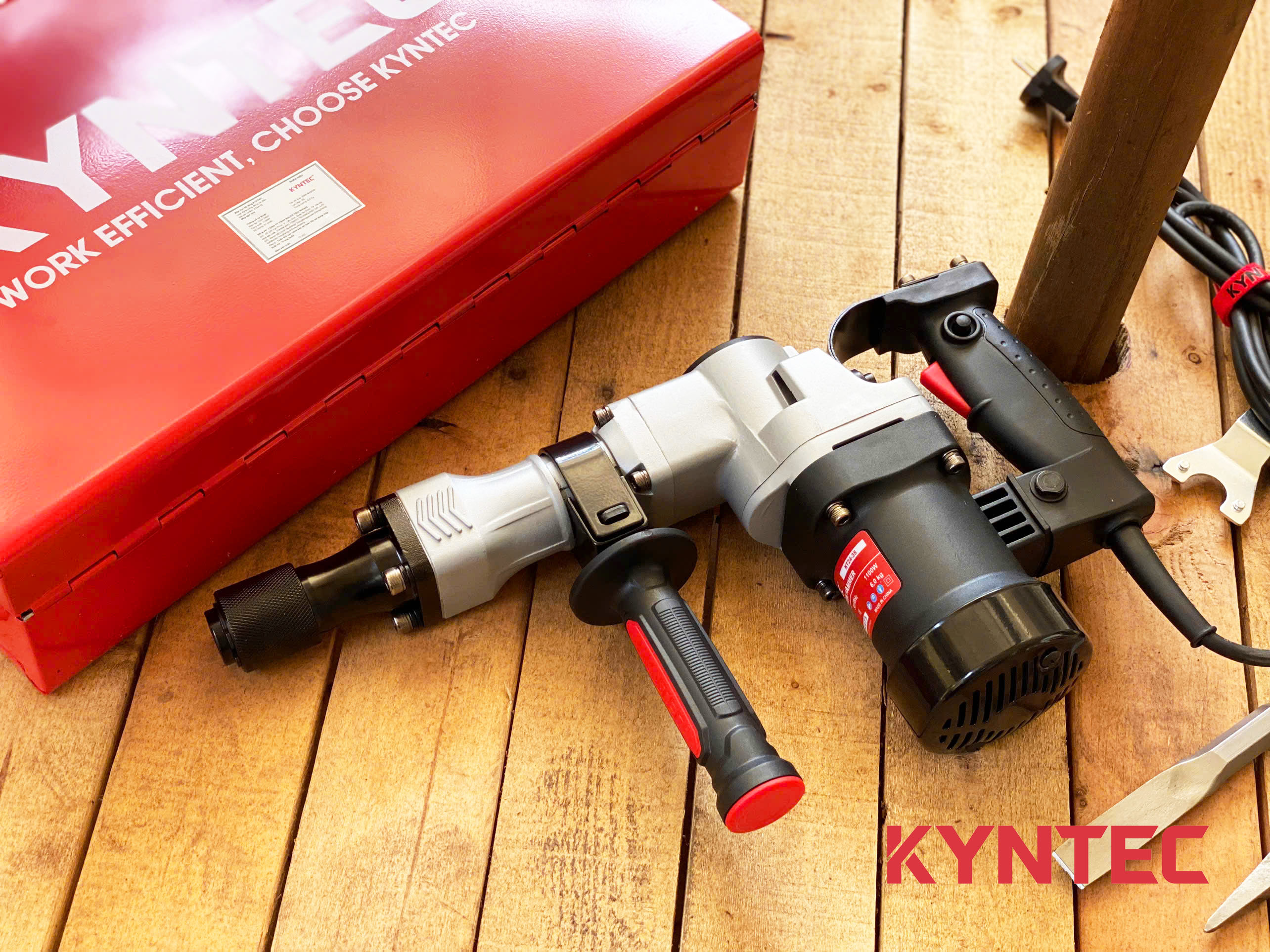 Máy Đục Kyntec KT24 chuyên dụng công trình 17mm full bộ