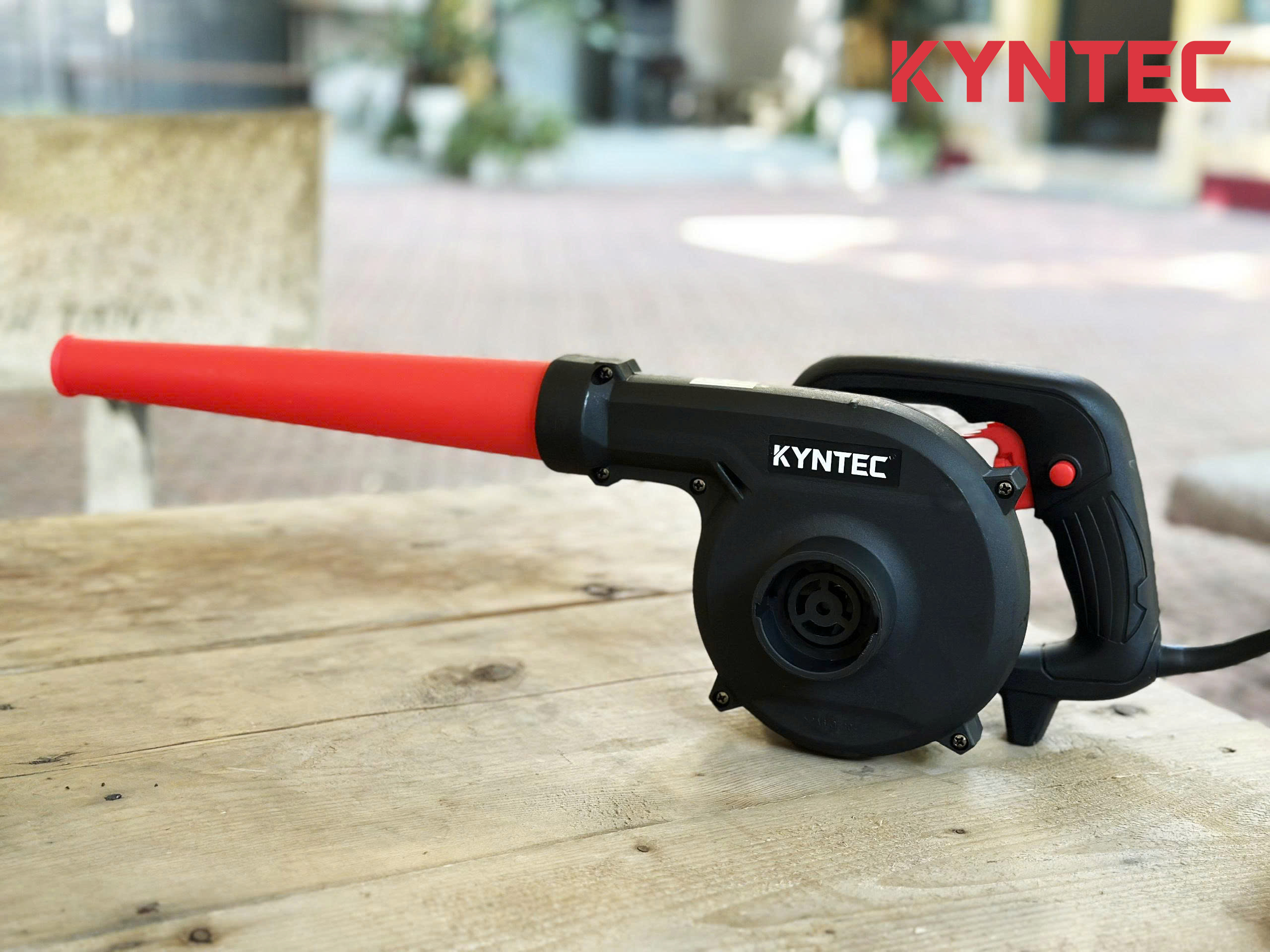 máy thổi hút bụi 600W Kyntec KT21 thực tế