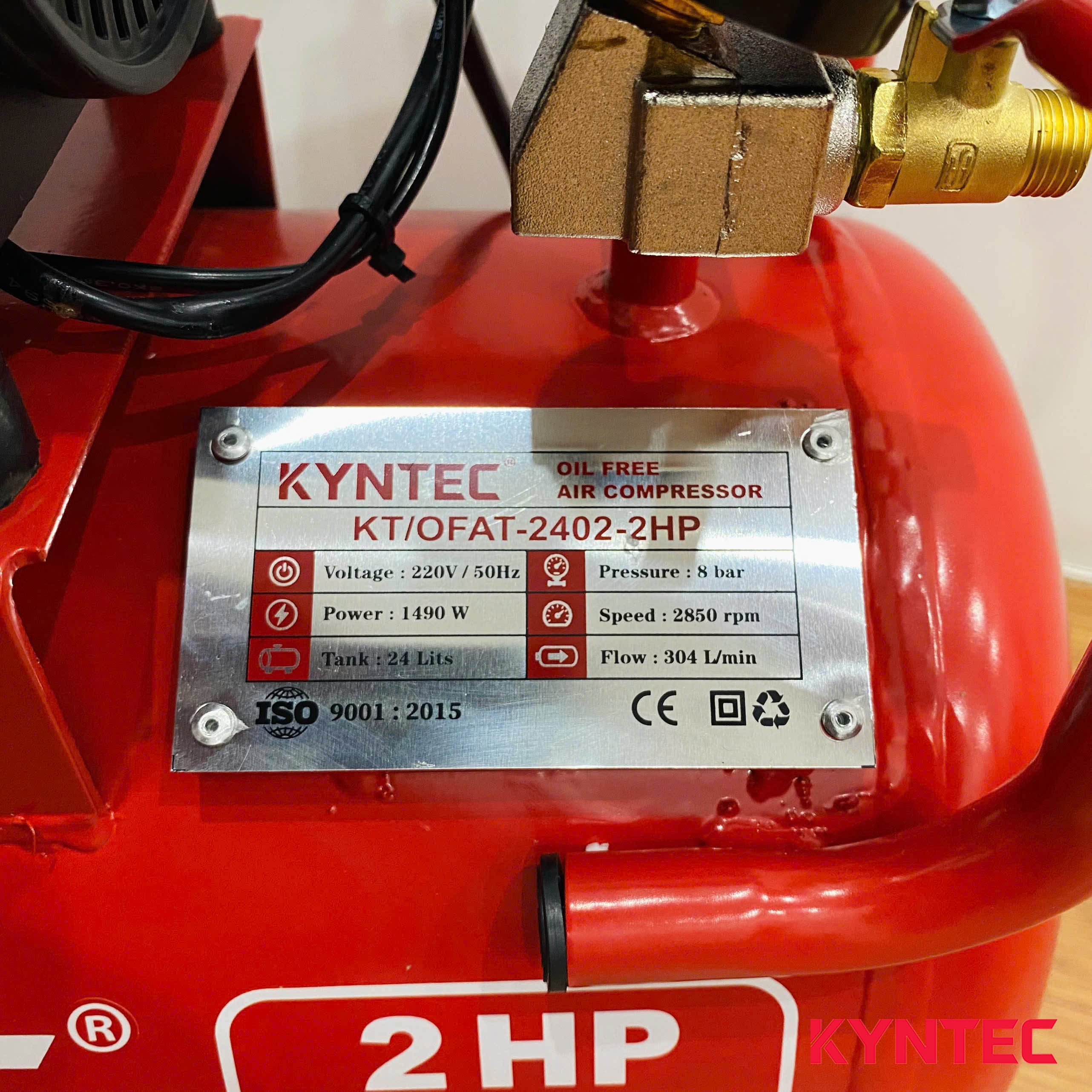 Máy Nén Khí Sạch Không Dầu 2HP Kyntec KT/OFAT - 2402 thông số thực tế