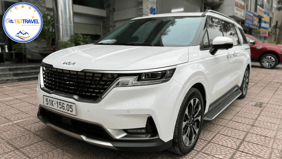 XE KIA CARNIVAL T&T TRAVEL