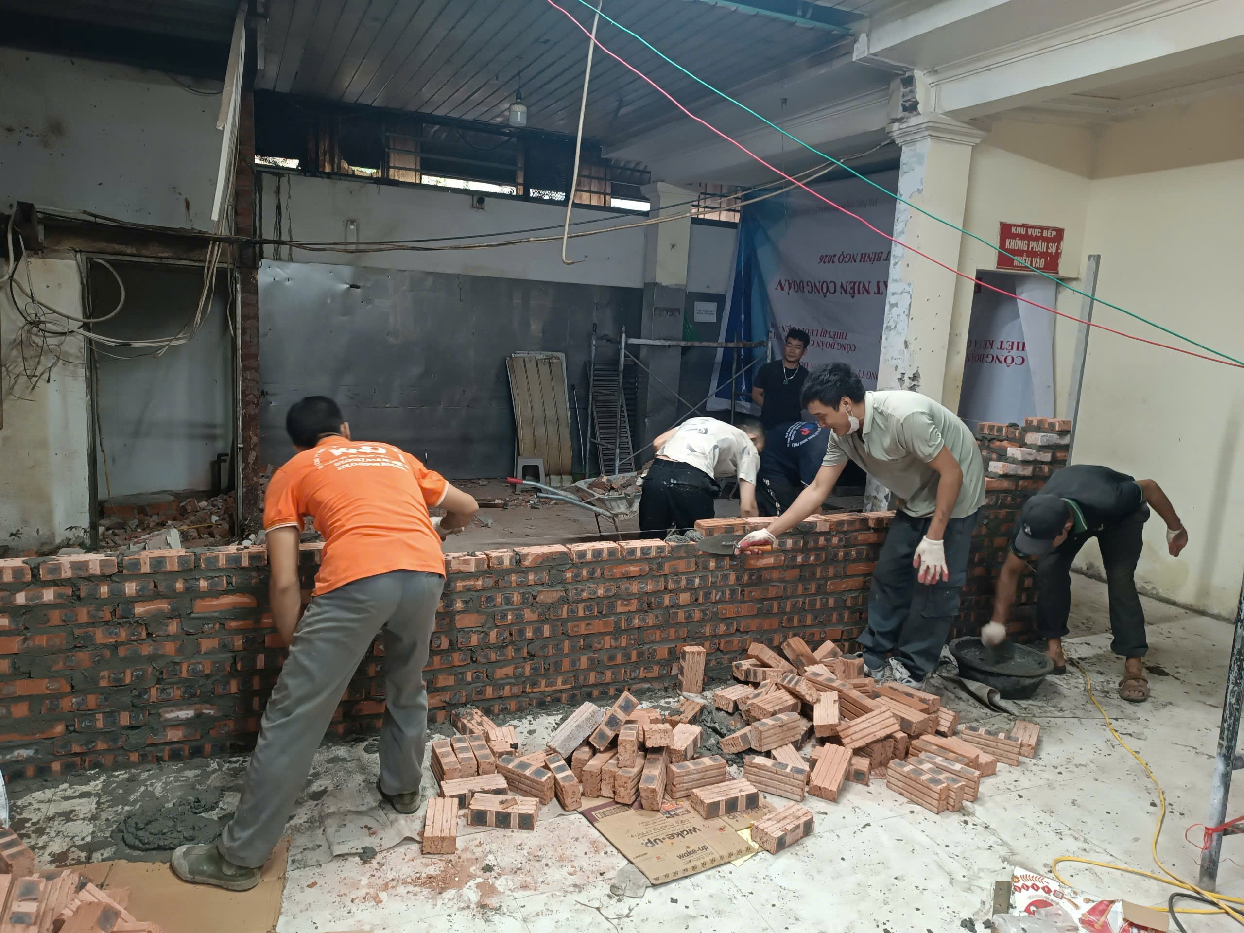 CÔNG TRÌNH CẢI TẠO BẾP NHÀ HÀNG