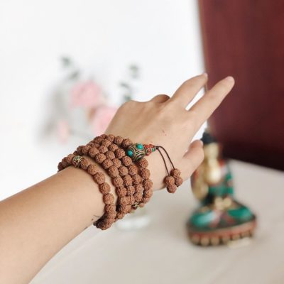 Charm và phụ kiện