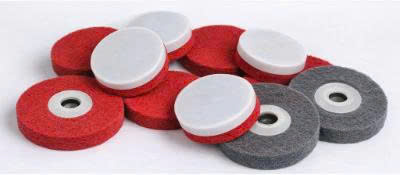 Nỉ đỏ đánh bóng inox dạng tròn có lõi nhựa