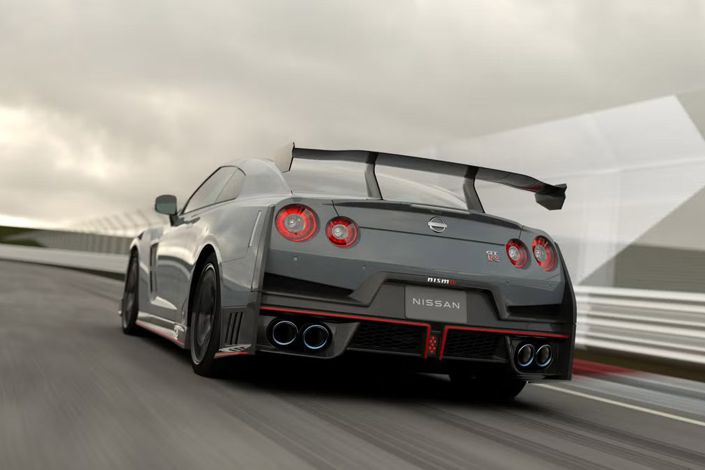 Nissan GT - R