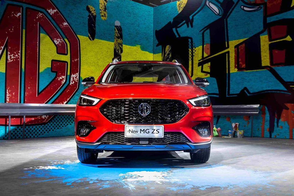 MG ZS ST+