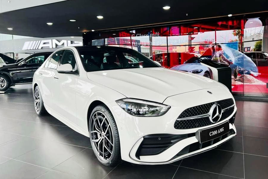 New Mercedes-Benz C300 AMG
