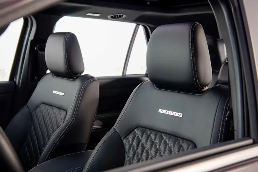FORD EVEREST PLATINUM 2025