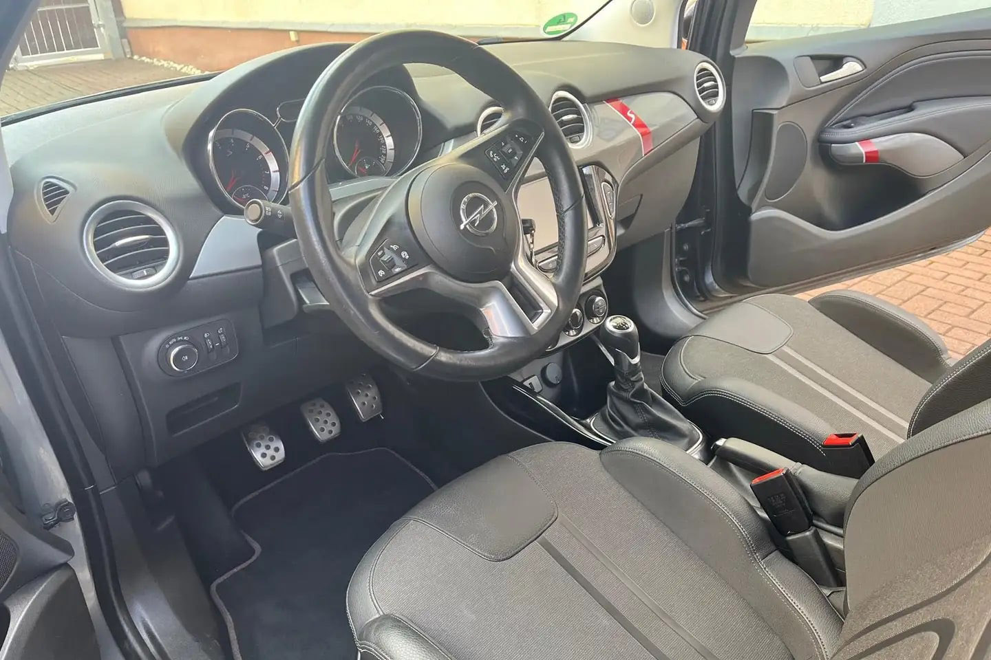 Opel Adam S
