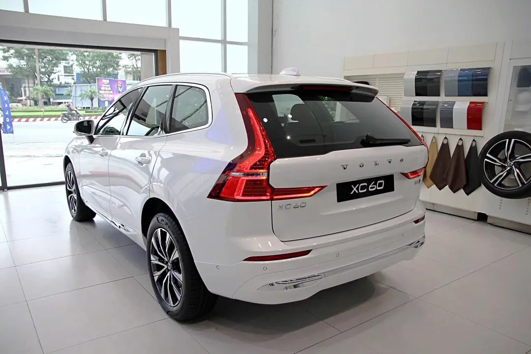 VOLVO XC60 ULTRA