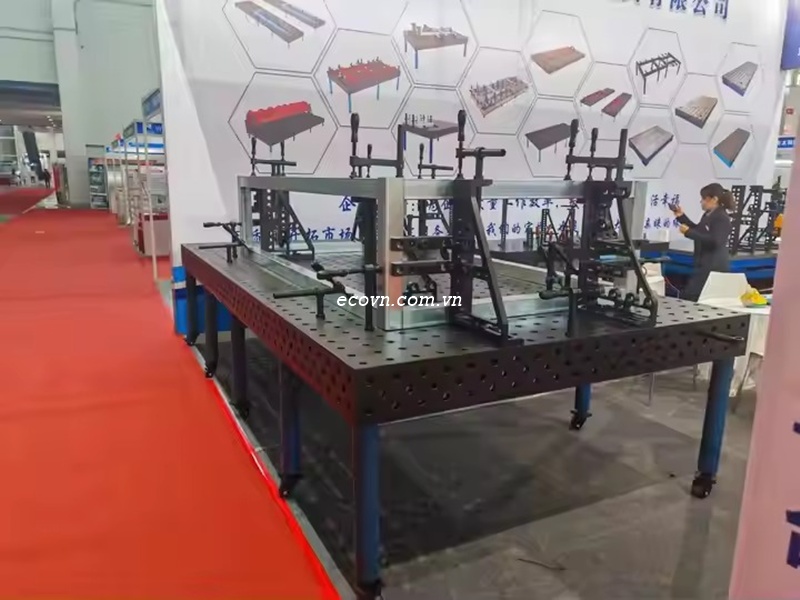 Mua bàn hàn D28 ở đâu uy tín cho xưởng cơ khí?