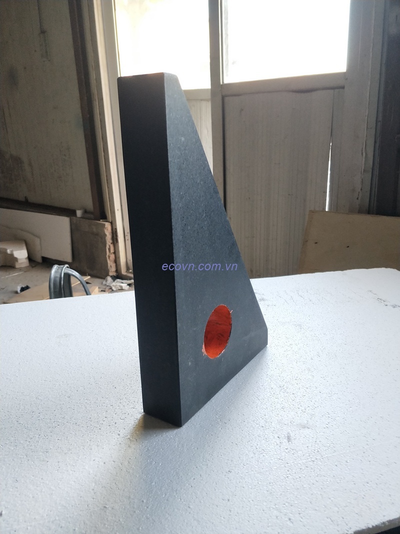 Mua thước tam giác đá granite tại Hà Nam cho nhà máy CNC và phòng QC