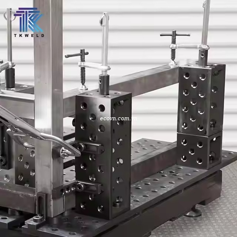 Bàn hàn 1200x1200mm phục vụ lắp ráp và hàn