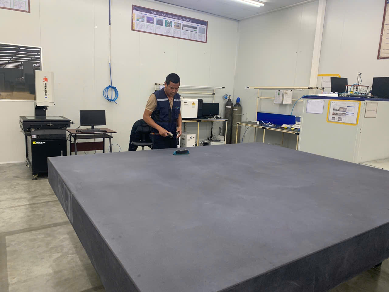 Bàn máp granite 3000×2500×250mm Grade 00
