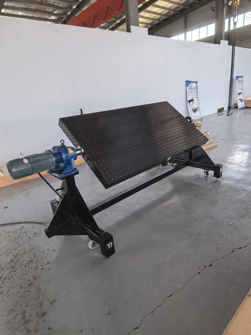 Bàn hàn xoay kích thước 2000x1000 chuyên dụng cho xưởng cơ khí
