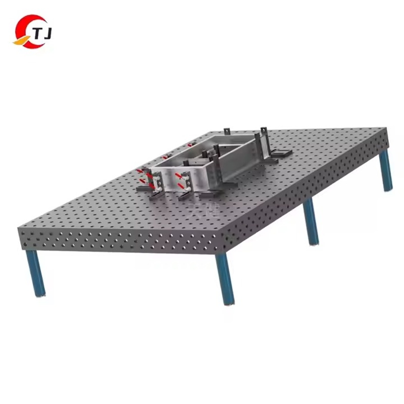 Bàn hàn kích thước 1500x1500mm dùng trong cơ khí chính xác.
