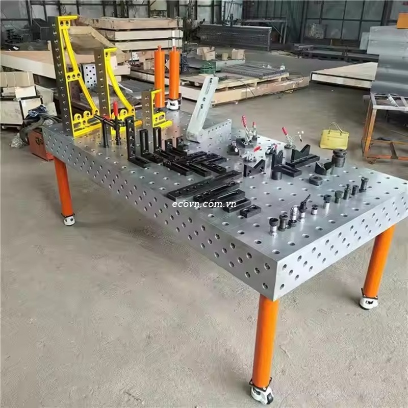 Bàn Gá Hàn Gang 3D D28 1500×1500mm Dùng Trong Cơ Khí Chính Xác