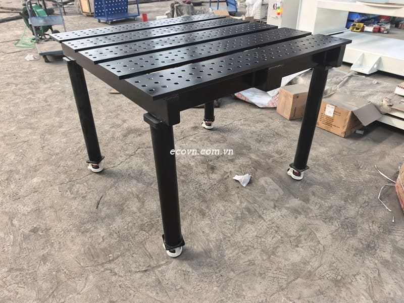 Bàn Hàn 2D Kích Thước 1000×1000 – Giải Pháp Gá Hàn Chuẩn Xưởng Cơ Khí