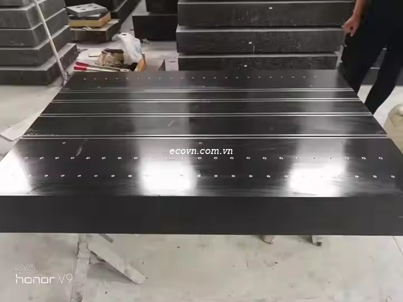 Xưởng gia công bàn đá granite uy tín cho cơ khí chính xác