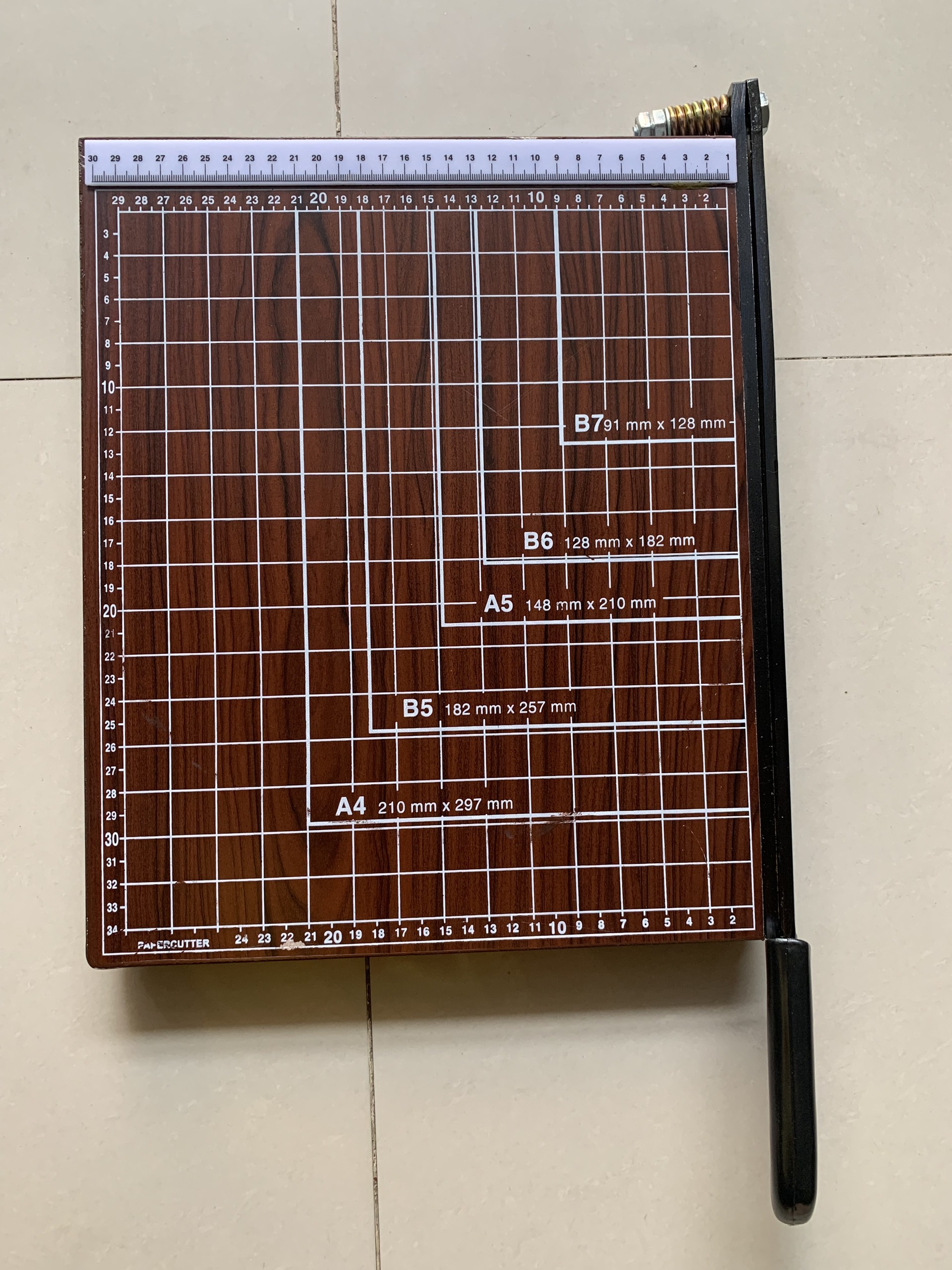 Bàn cắt giấy gỗ A4 GL