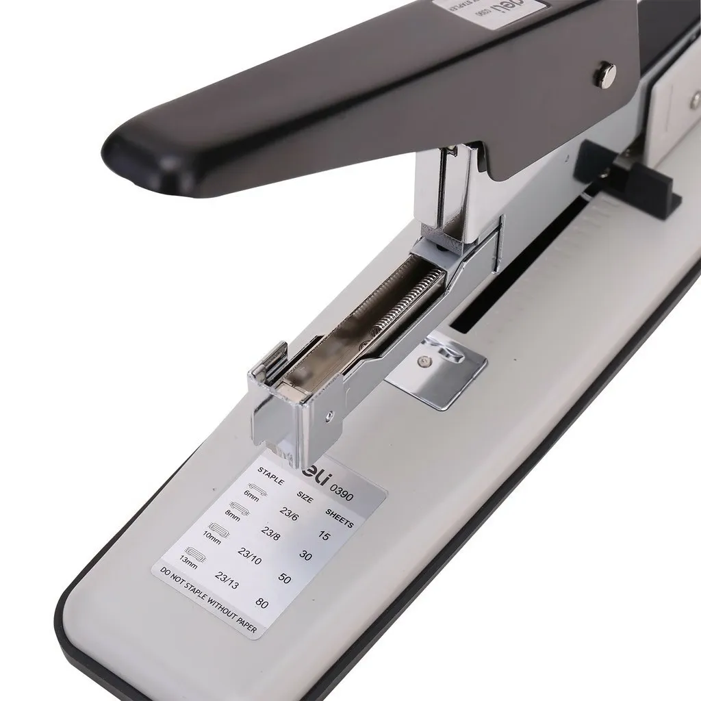 Bấm kim trung 100 tờ Deli 390