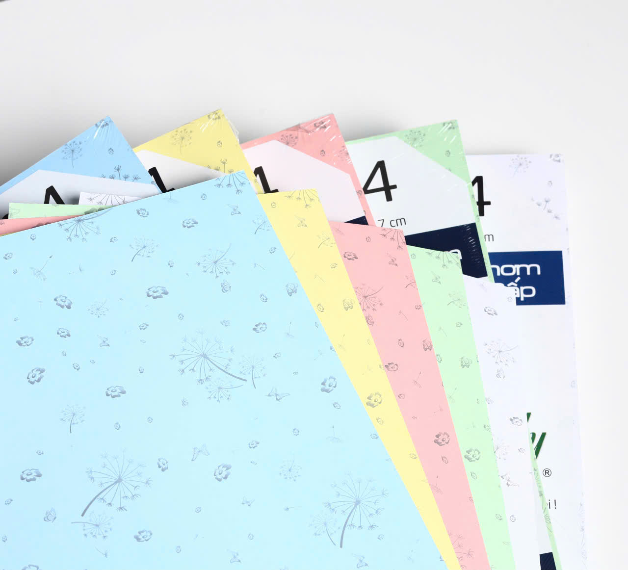 Bìa Thơm Mỏng Khổ A4 ĐL 90gsm Xấp 250 Tờ – Giấy bìa nhẹ cho hồ sơ, in ấn và học tập
