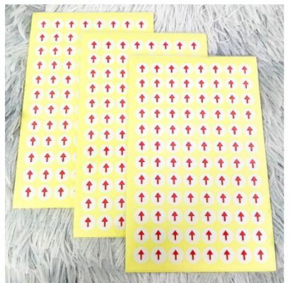 Nhãn mũi tên TOMY