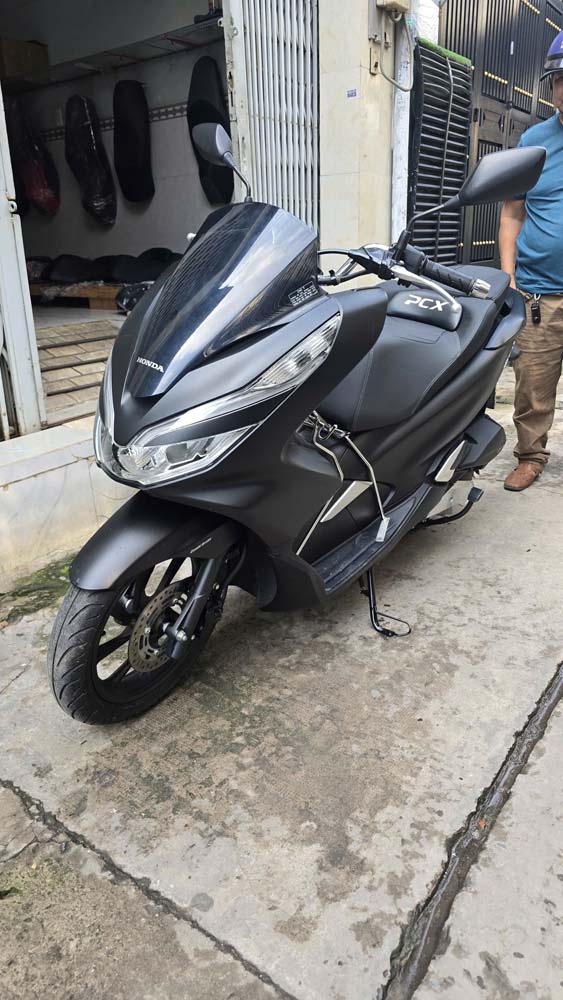 Yên Xe Tựa Lưng Cho Honda PCX ĐEN _ PCX-TL03-BLACK