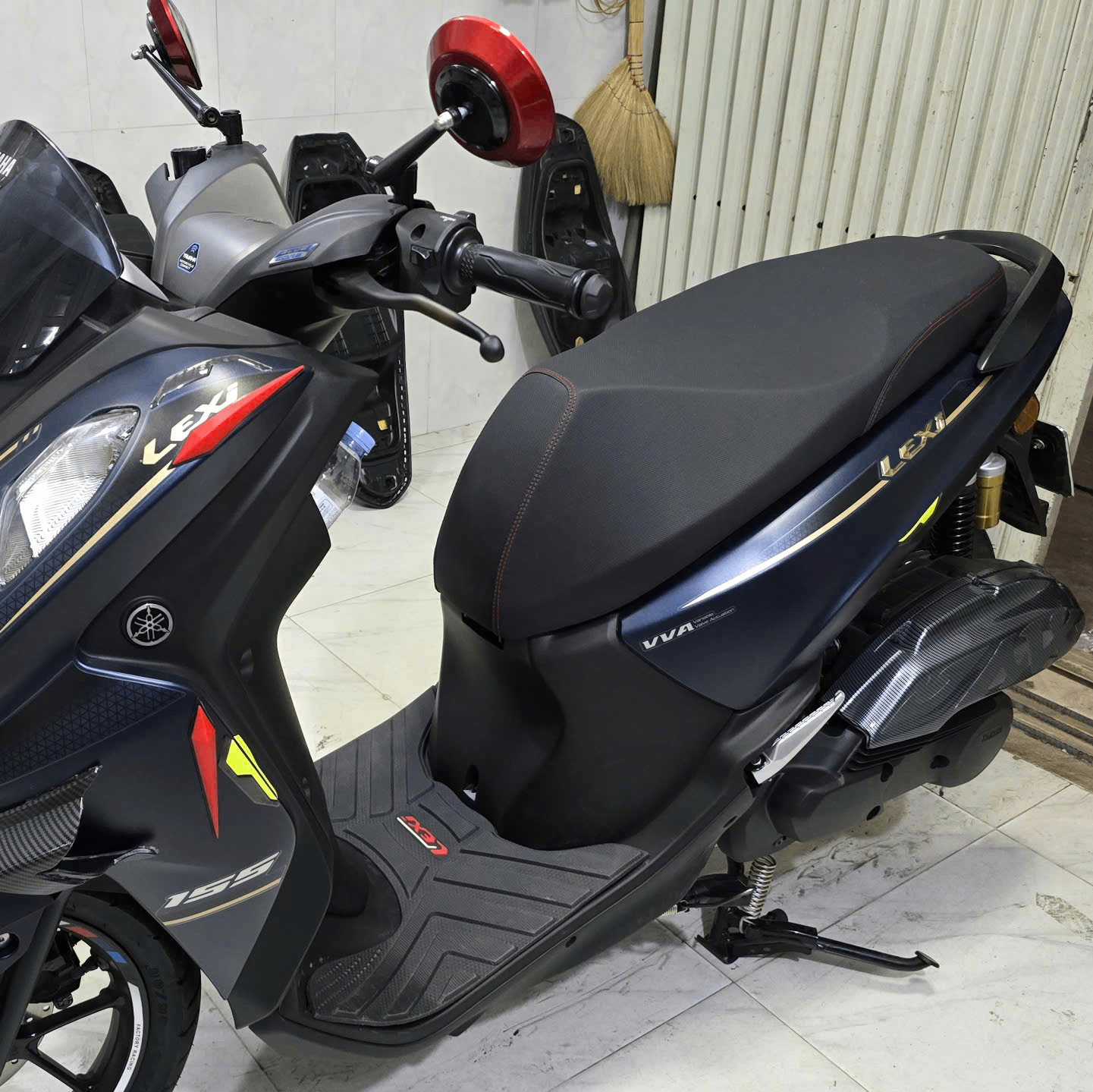 Yên Độ Yamaha Lexi_LEXI-KD01-BLACK