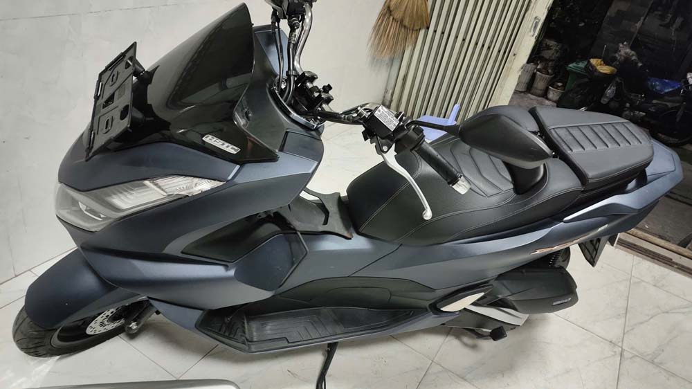 Yên Xe Tựa Lưng Cho Honda PCX ĐEN _ PCX-TL03-BLACK