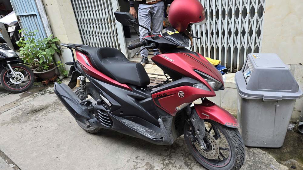 Yên Độ Yamaha NVX Thể Thao Đen _ NVX G15-BLACK