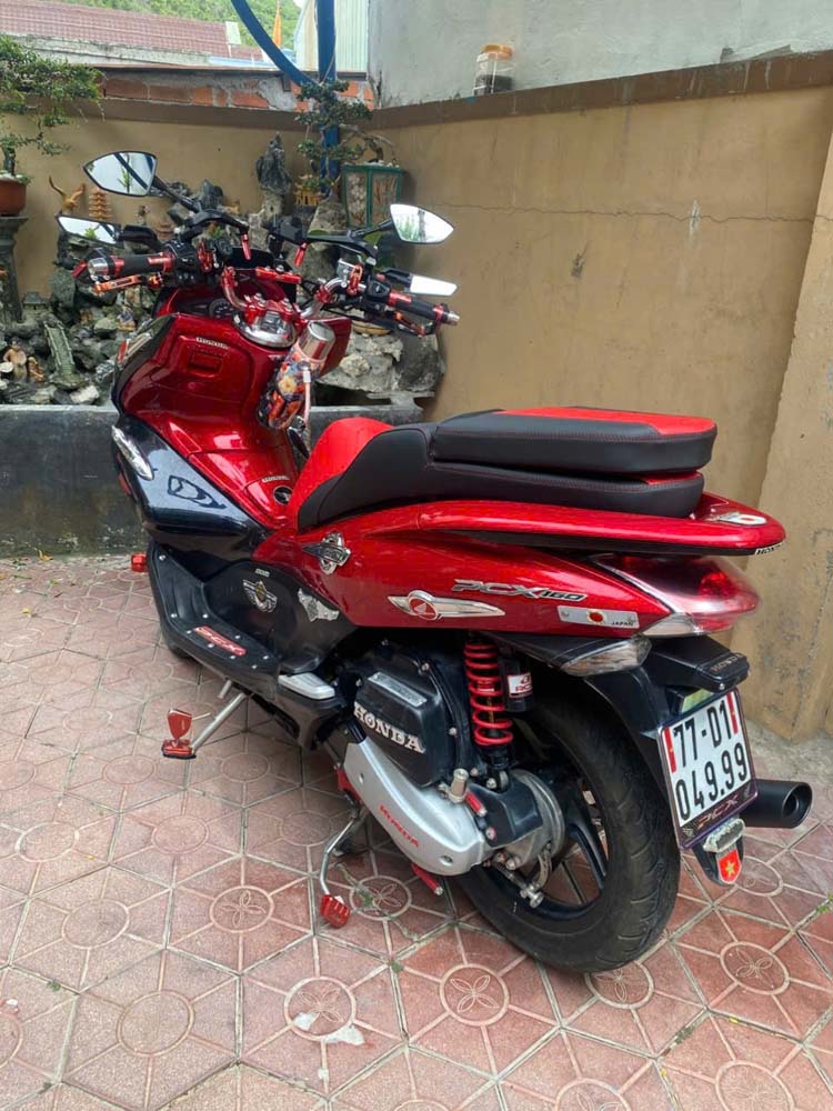 Yên Xe Tựa Lưng Cho Honda PCX – Phiên Bản Màu Đỏ _ PCX-TL03-RED