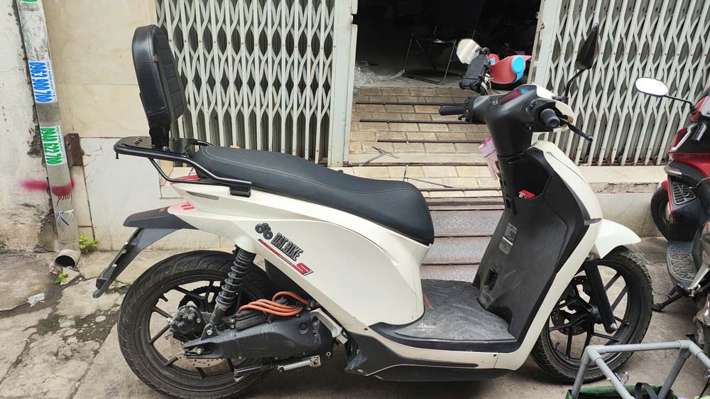 Tựa Lưng Cho Người Ngồi Sau Dat Bike Quantum (Chỉ tựa sau) _ DB-TS