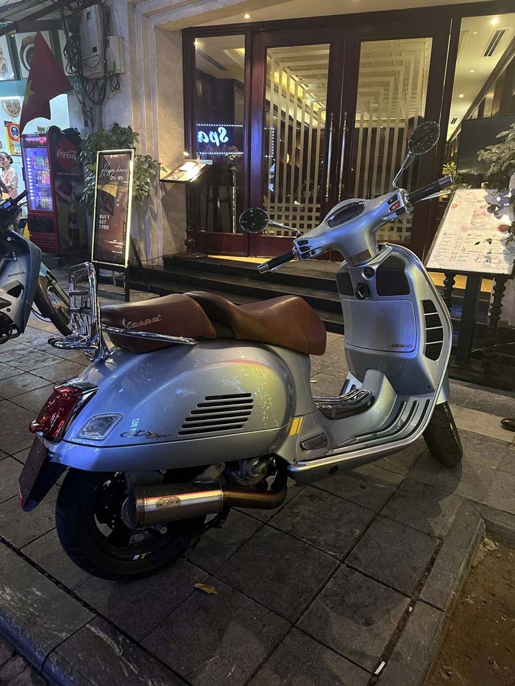 Yên Đôi Vespa Cao Cấp – Da Bò Thật _ VESPA-VB01-BROWN