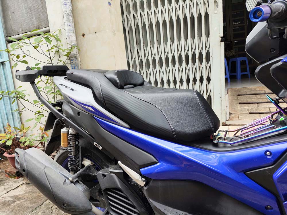Yên Độ Yamaha NVX Cao Cấp Đen  _ NVX-G06-BLACK2