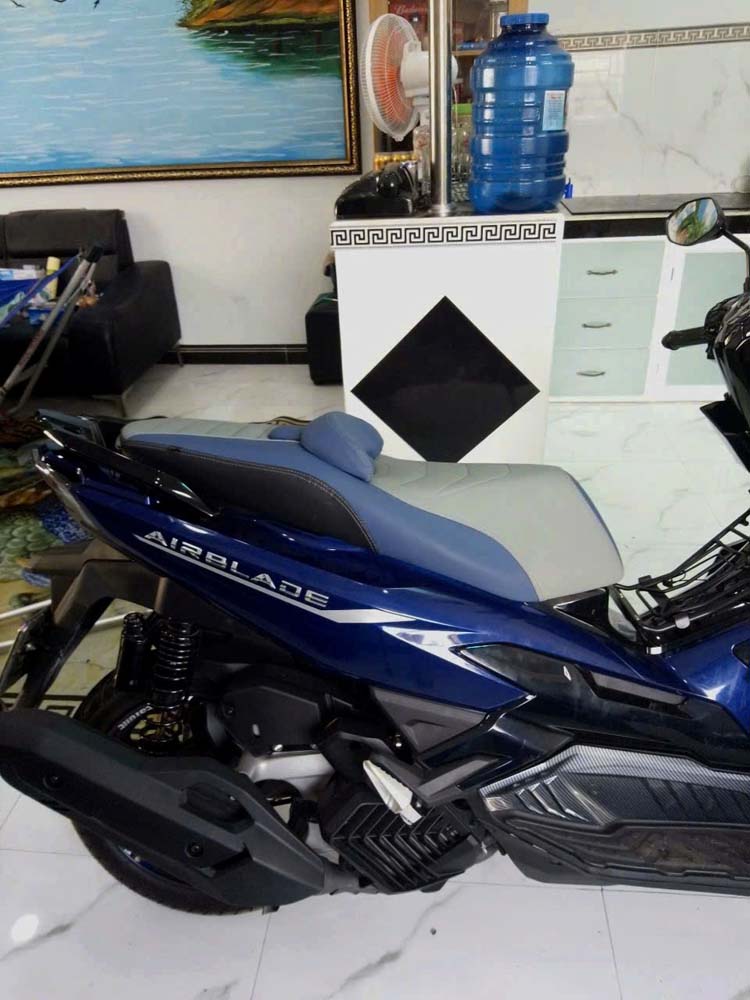 Yên xe Air Blade kiểu dáng thể thao _ AB-G06-BLUE