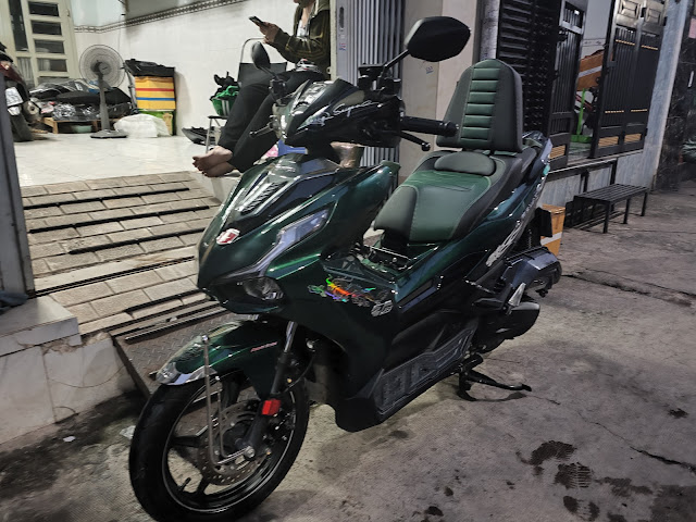 Yên xe tựa bật Airblade kiểu dáng mới đẳng cấp_ AB-TL03-GREEN