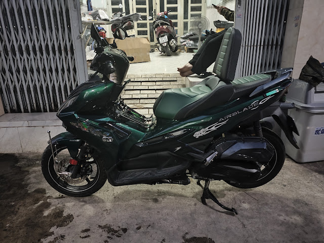 Yên xe tựa bật Airblade kiểu dáng mới đẳng cấp_ AB-TL03-GREEN