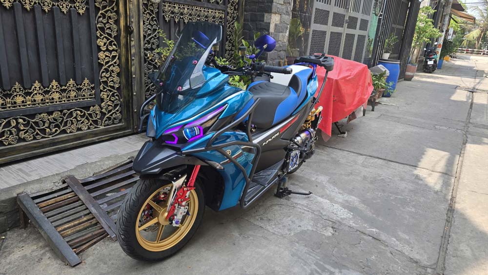 Yên Độ Yamaha NVX Cao Cấp Màu Đặc Biệt _ NVX-G12-BLUE