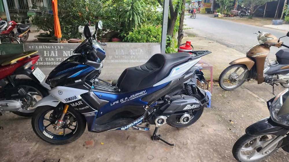 Yên Độ Yamaha NVX Bật Mông _ NVX-G12-BLUE2