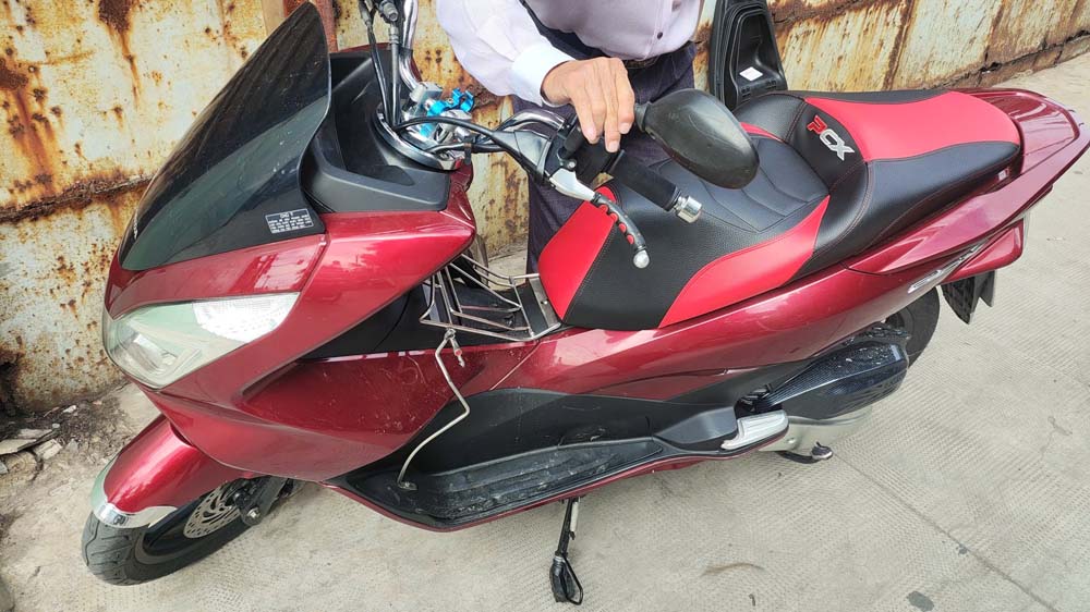 Yên Độ Honda PCX Có Bậc Mông _ PCX-G12-RED