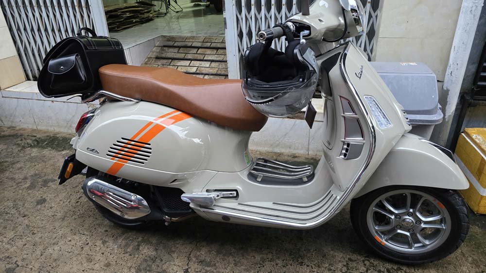 Yên 2 Tầng Vespa Cao Cấp - Phối màu theo yêu cầu _ VESPA-V13-BROWN