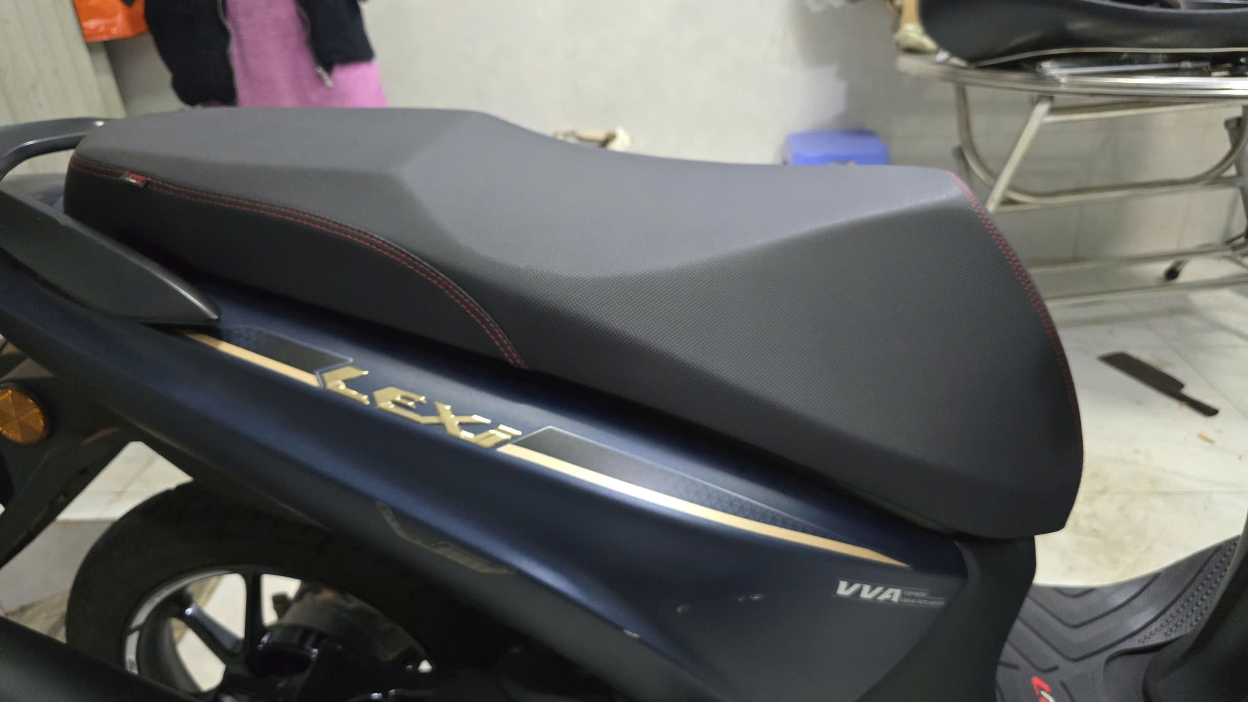 Yên Độ Yamaha Lexi_LEXI-KD01-BLACK