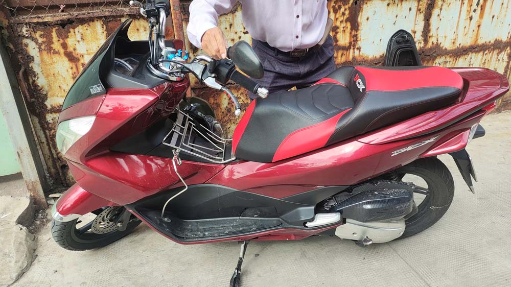 Yên Độ Honda PCX Có Bậc Mông _ PCX-G12-RED