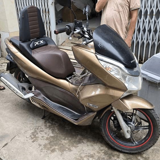 Yên Xe Tựa Lưng Cho Honda PCX –  Màu Đen-Nâu _ PCX-TL03-BROWN