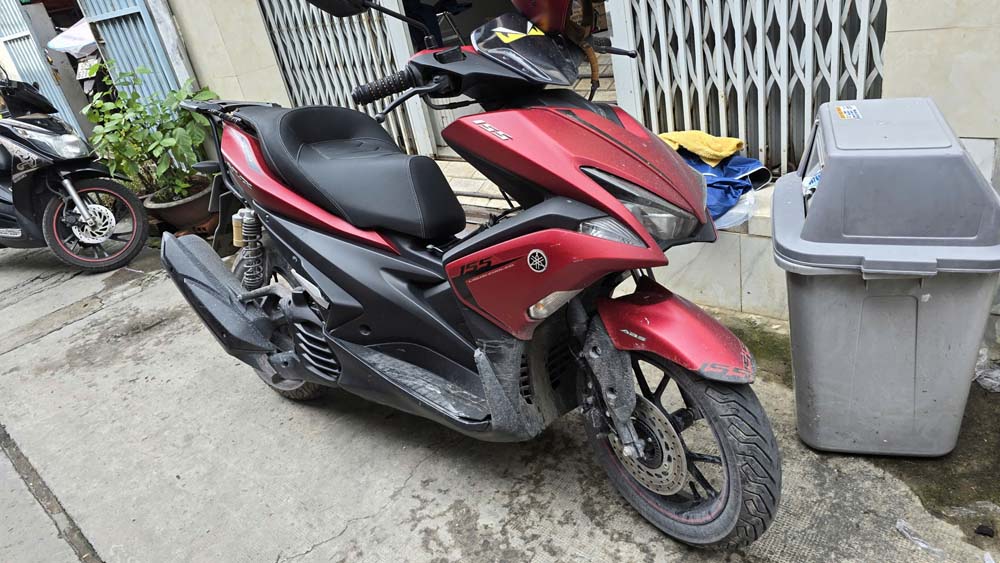 Yên Độ Yamaha NVX Thể Thao Đen _ NVX G15-BLACK