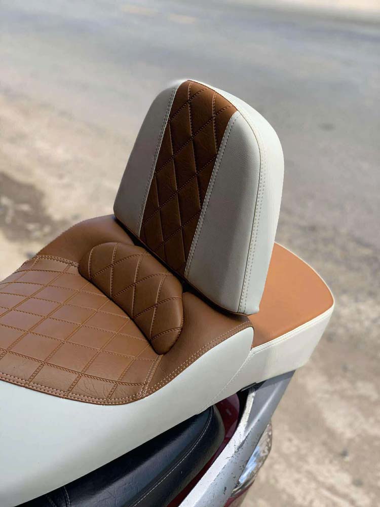 Yên Xe Tựa Lưng Cho Vespa – Phối Màu Trắng - Nâu _ VESPA-TL03-WHITE